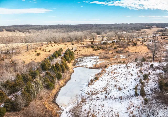 $695,000 | 0 Camping Paradise Road, Roach, MO 65787