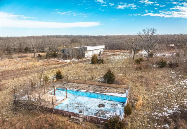 $695,000 | 0 Camping Paradise Road, Roach, MO 65787