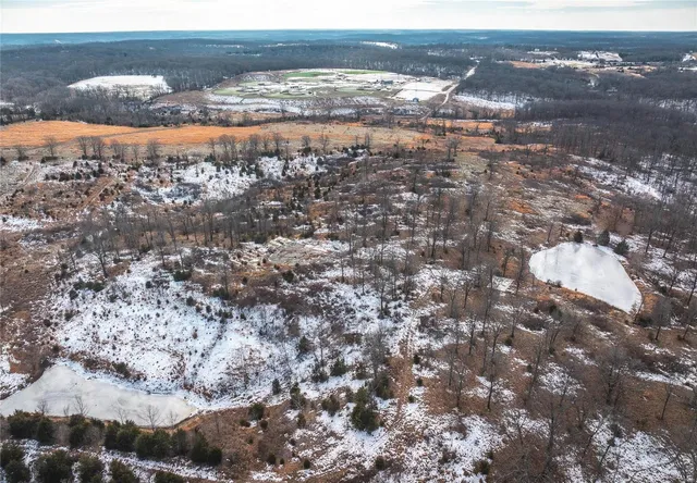 $695,000 | 0 Camping Paradise Road, Roach, MO 65787