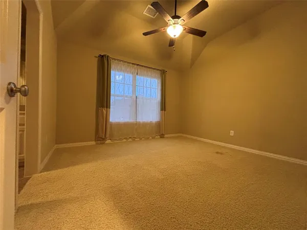 $3,800 | 7812 Edgeglen Trail, Sachse, TX 75048