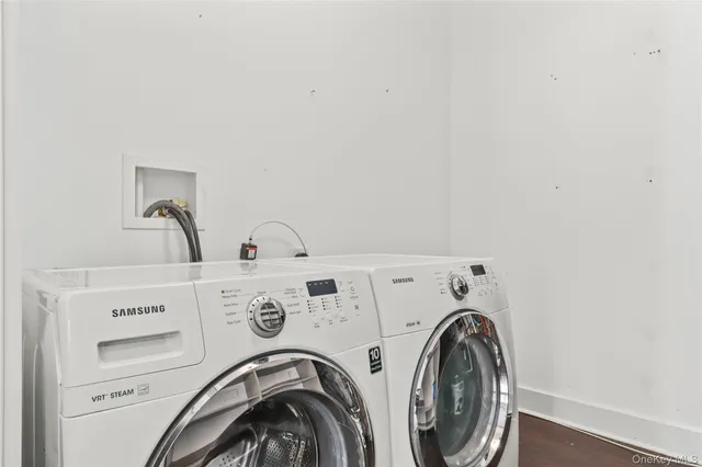 $4,575 | 600 Cantitoe Street, Unit CARRIAGE HOUSE, Bedford, NY 10506