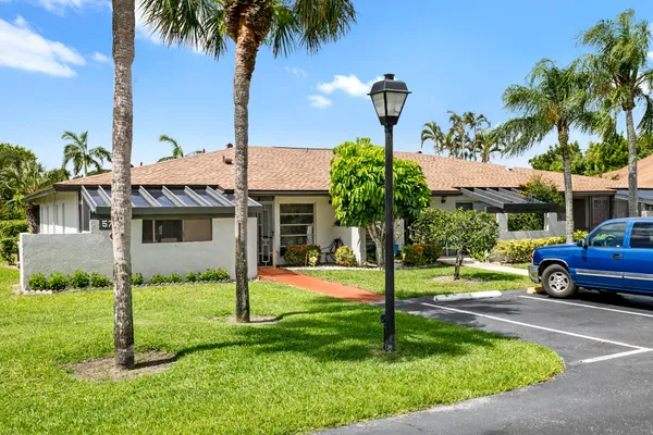 $185,000 | 5728 Phoenix Palm Court, Delray Beach, FL 33484