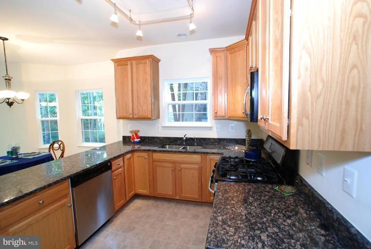 9215 Whitney Street Silver Spring, MD 20901 - Photo 5 of 16 Kitchen #2