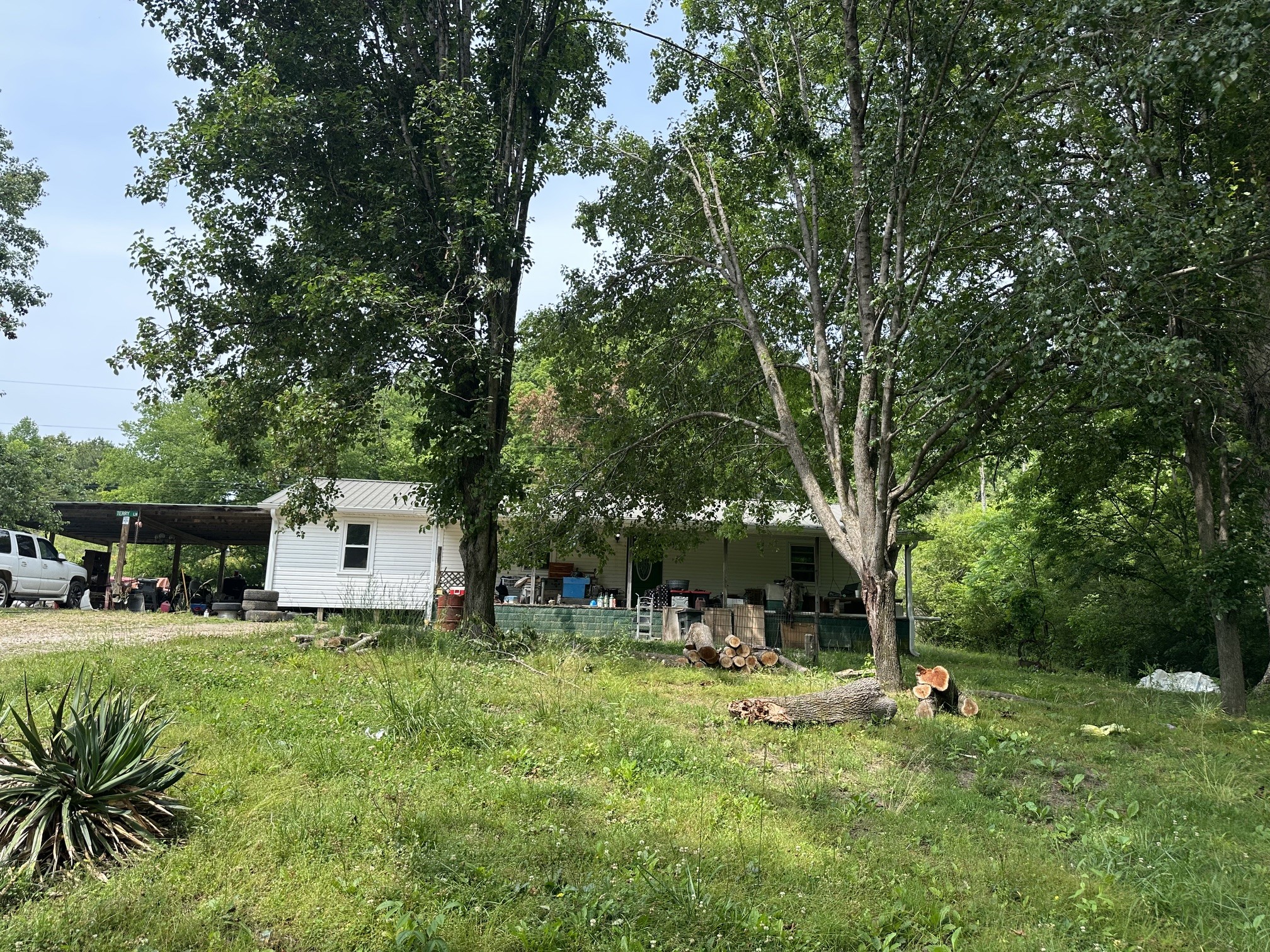 119 Rodger Carroll Road Hohenwald, TN 38462 - Photo 13 of 14