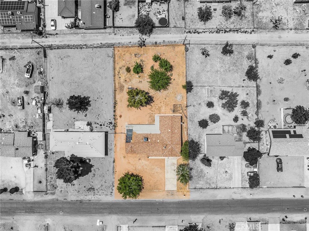 13372 Tutelo Road Apple Valley, CA 92308 - Photo 4 of 53