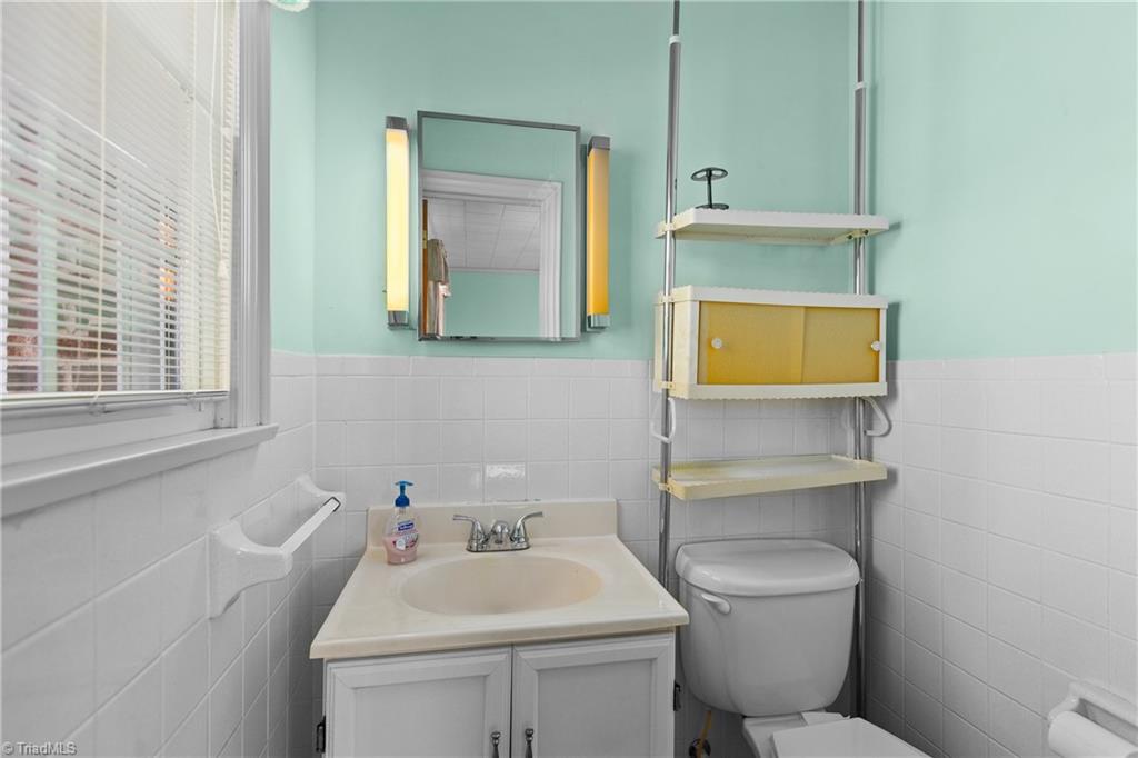 827 Dodson Mill Road Pilot Mountain, NC 27041 - Photo 19 of 25