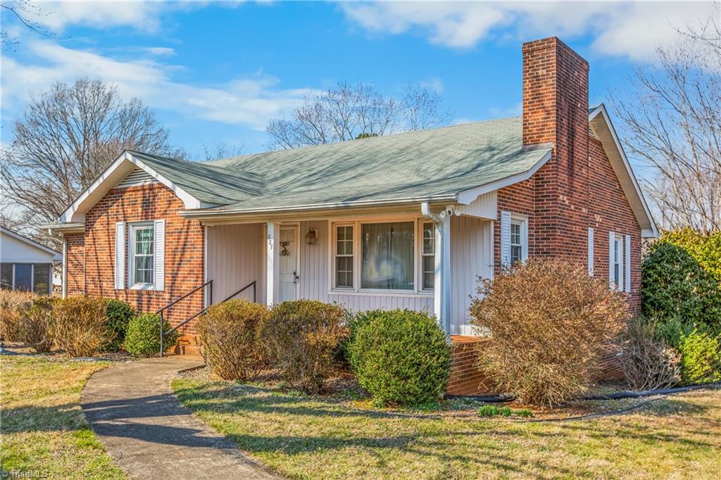 827 Dodson Mill Road Pilot Mountain, NC 27041 - Photo 2 of 25
