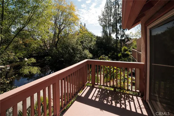 $509,999 | 7101 Farralone Avenue, Unit 135, Canoga Park, CA 91303