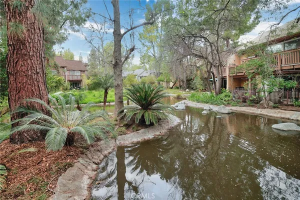 $509,999 | 7101 Farralone Avenue, Unit 135, Canoga Park, CA 91303