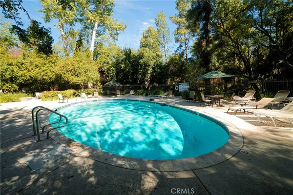$509,999 | 7101 Farralone Avenue, Unit 135, Canoga Park, CA 91303