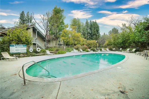 $509,999 | 7101 Farralone Avenue, Unit 135, Canoga Park, CA 91303