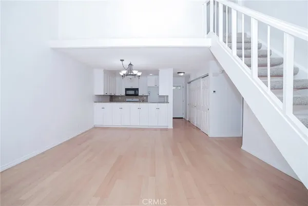 $509,999 | 7101 Farralone Avenue, Unit 135, Canoga Park, CA 91303