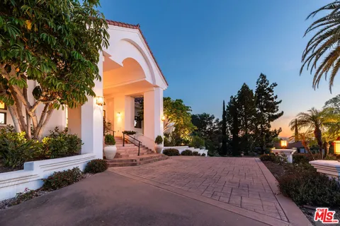 $3,850,000 | 13023 Aguamarina, San Diego, CA 92128