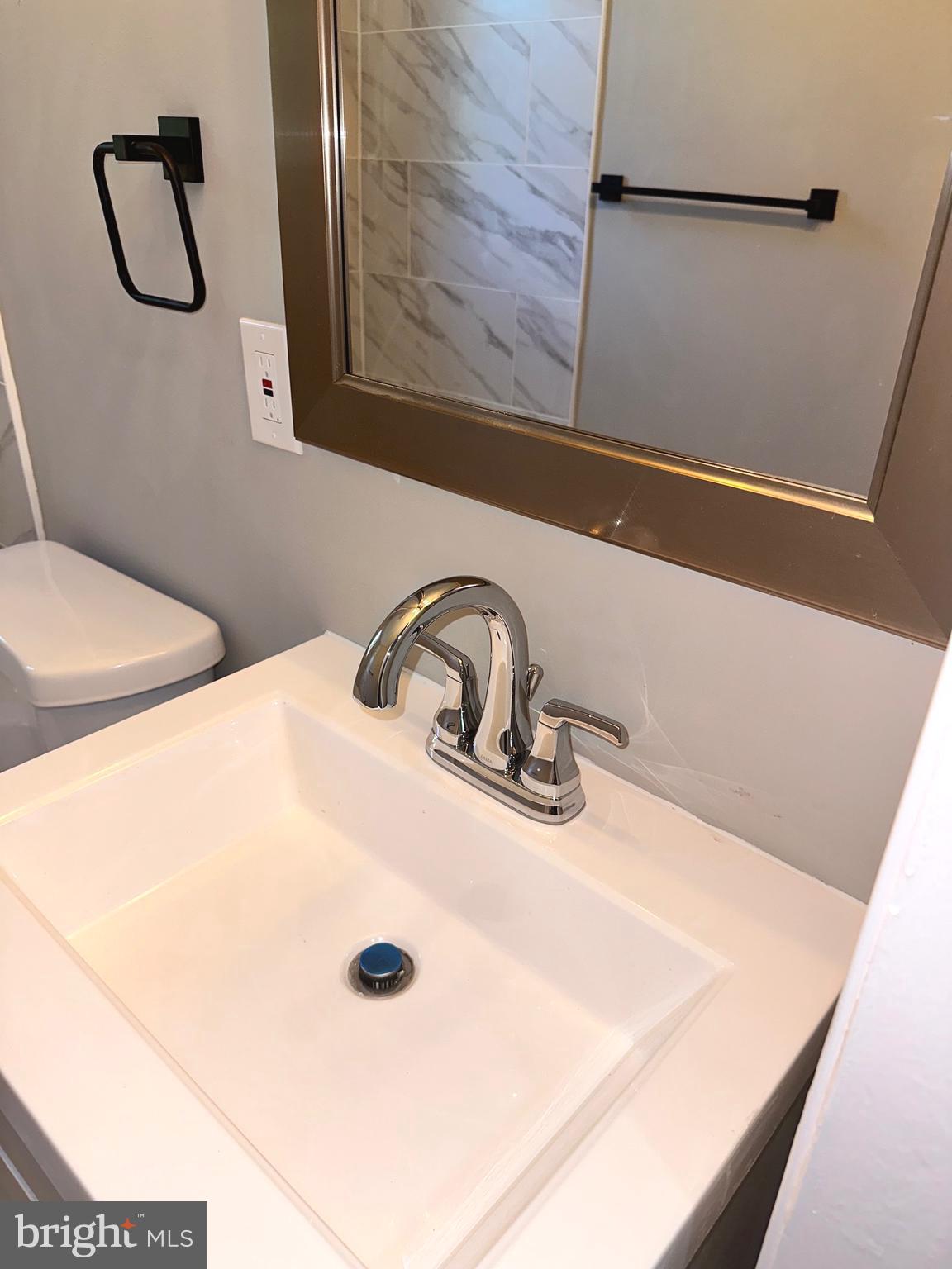 4872 Greencrest Road Baltimore, MD 21206 - Photo 11 of 21