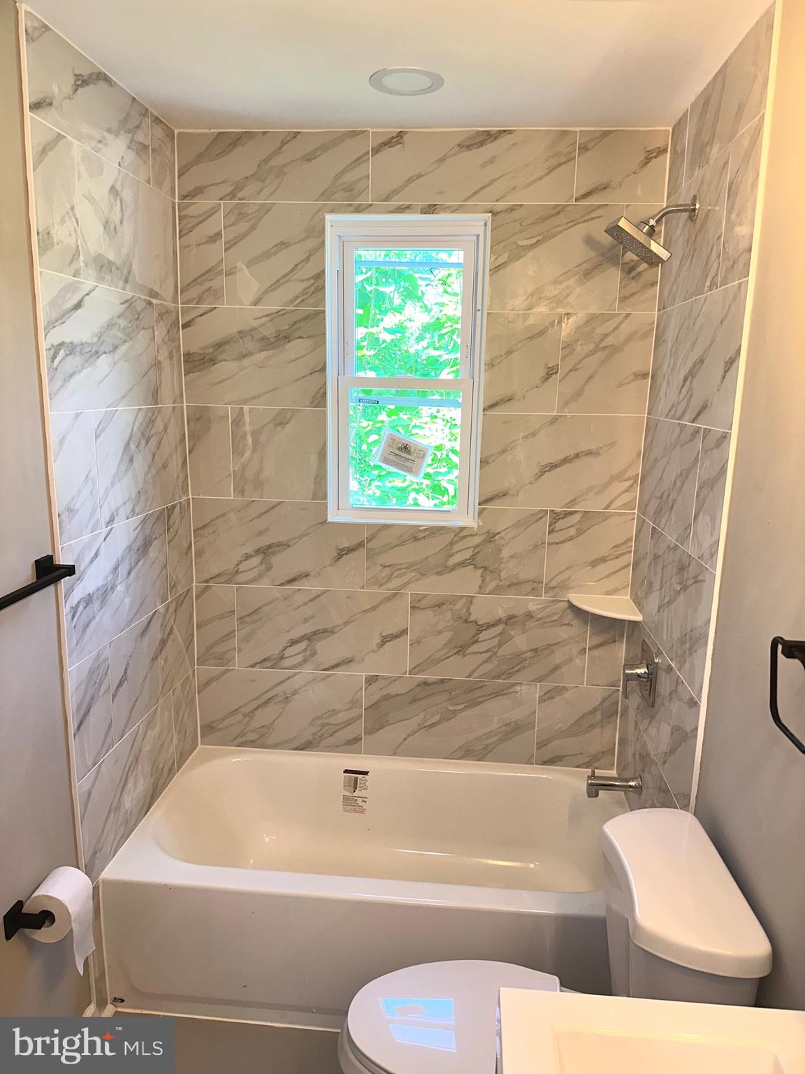 4872 Greencrest Road Baltimore, MD 21206 - Photo 12 of 21
