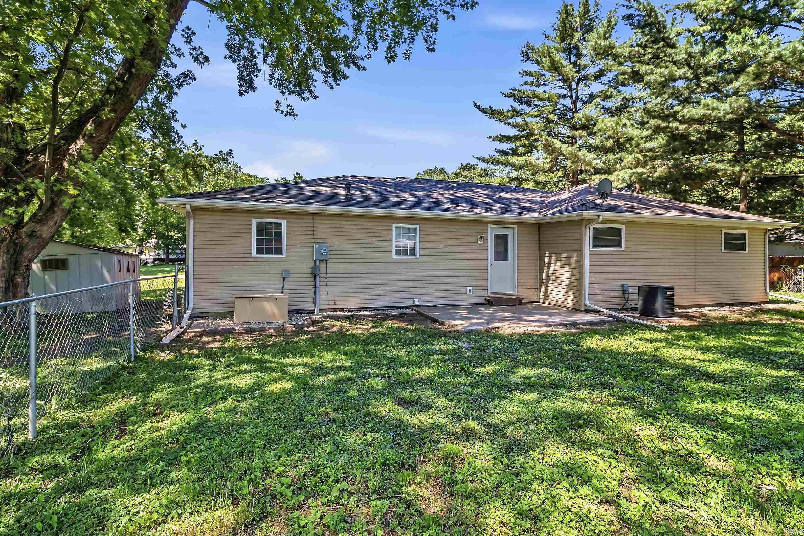 5915 South Delmar Road Marion, IN 46953 - Photo 26 of 29