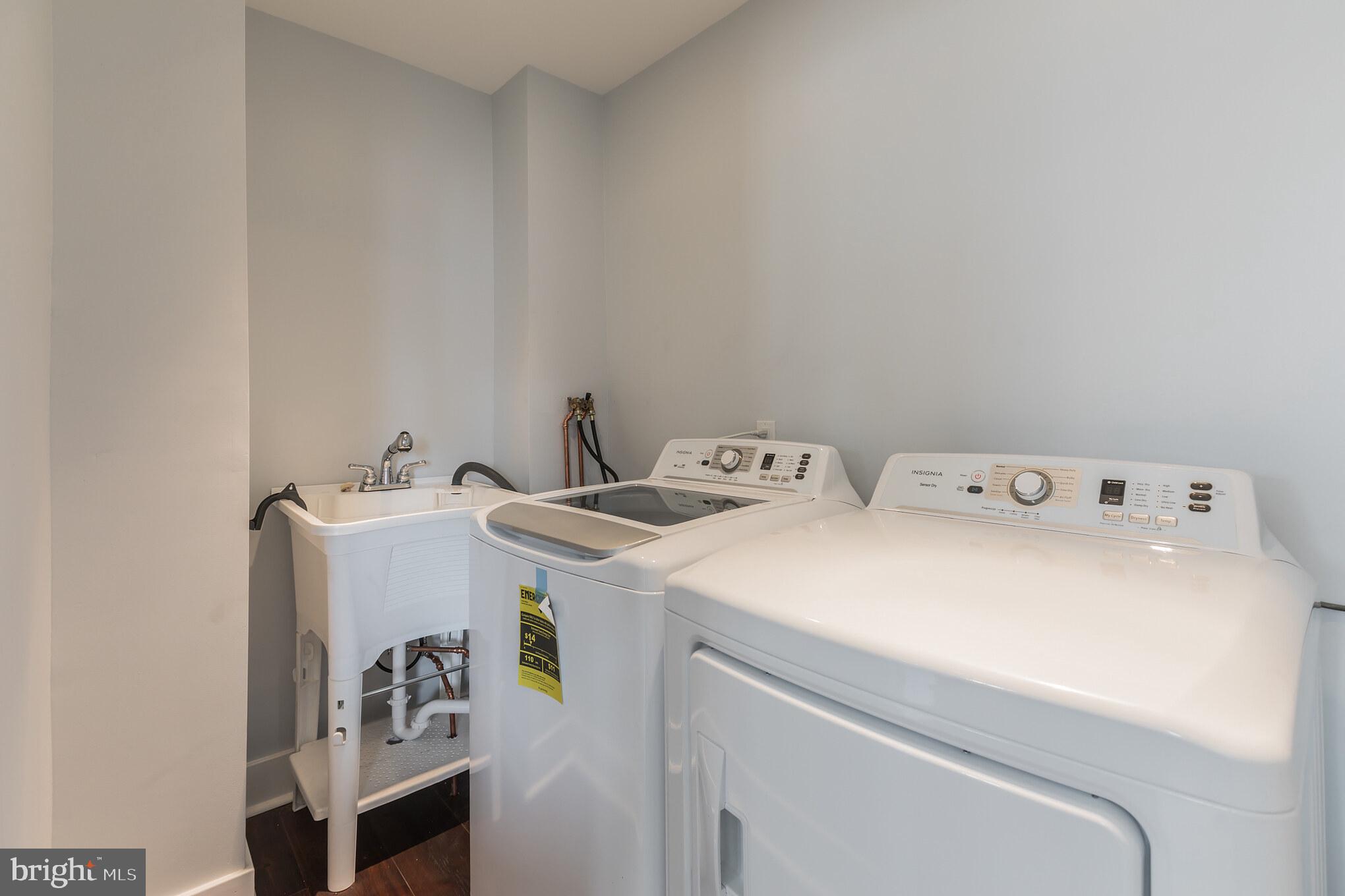 409 Holstein Street Bridgeport, PA 19405 - Photo 13 of 29