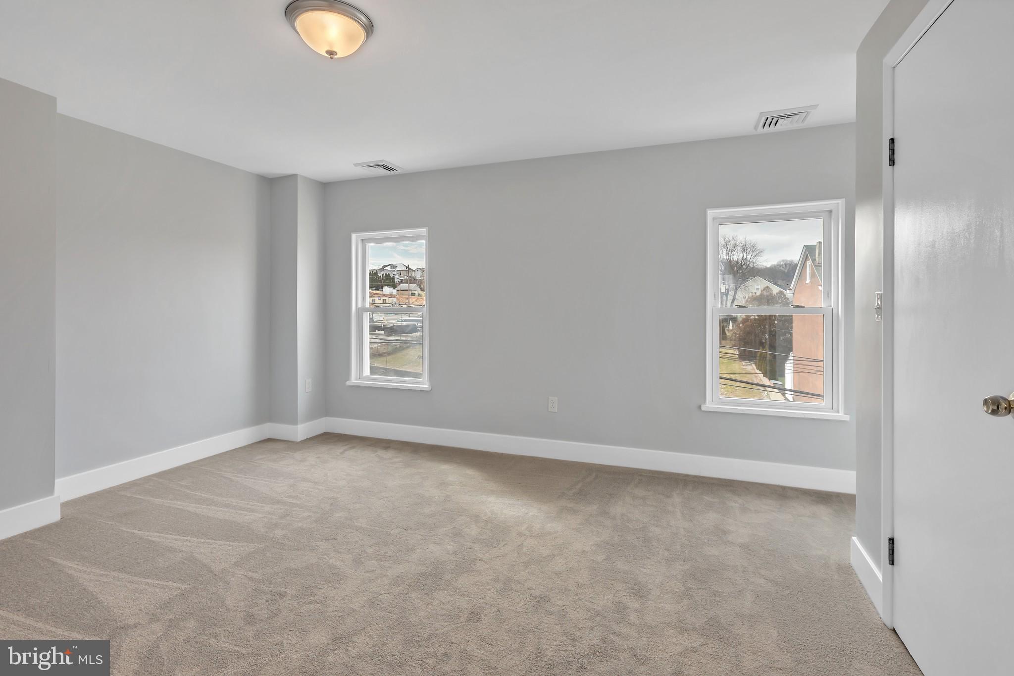 409 Holstein Street Bridgeport, PA 19405 - Photo 27 of 29