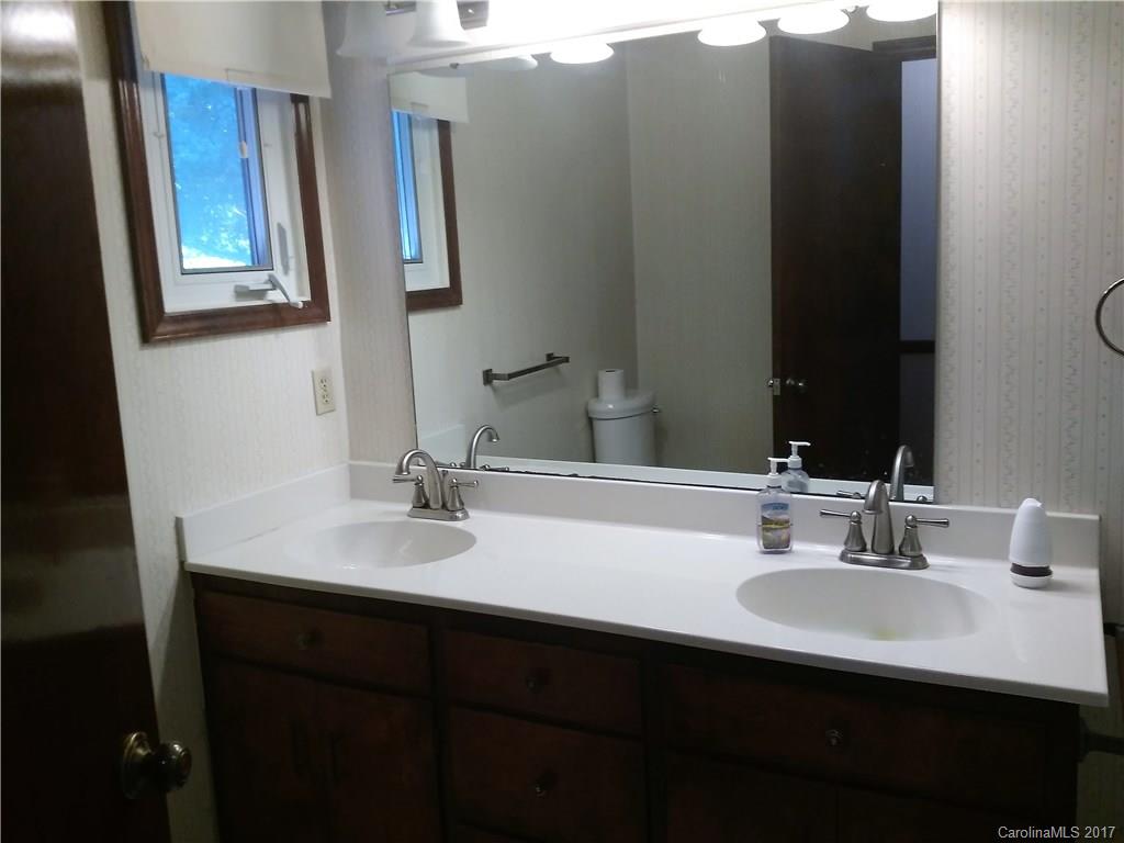971 Hill Road Lincolnton, NC 28092 - Photo 8 of 17 Gallery Image 8