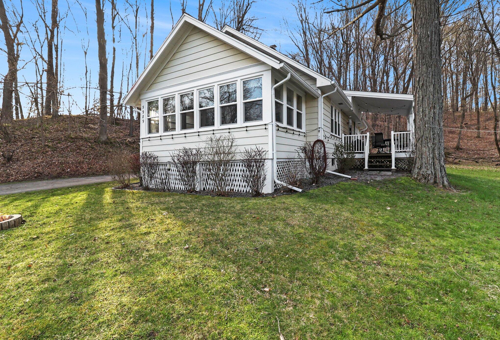 5989 Barnhart Road Ludington, MI 49431 - Photo 3 of 56 barnhart side view