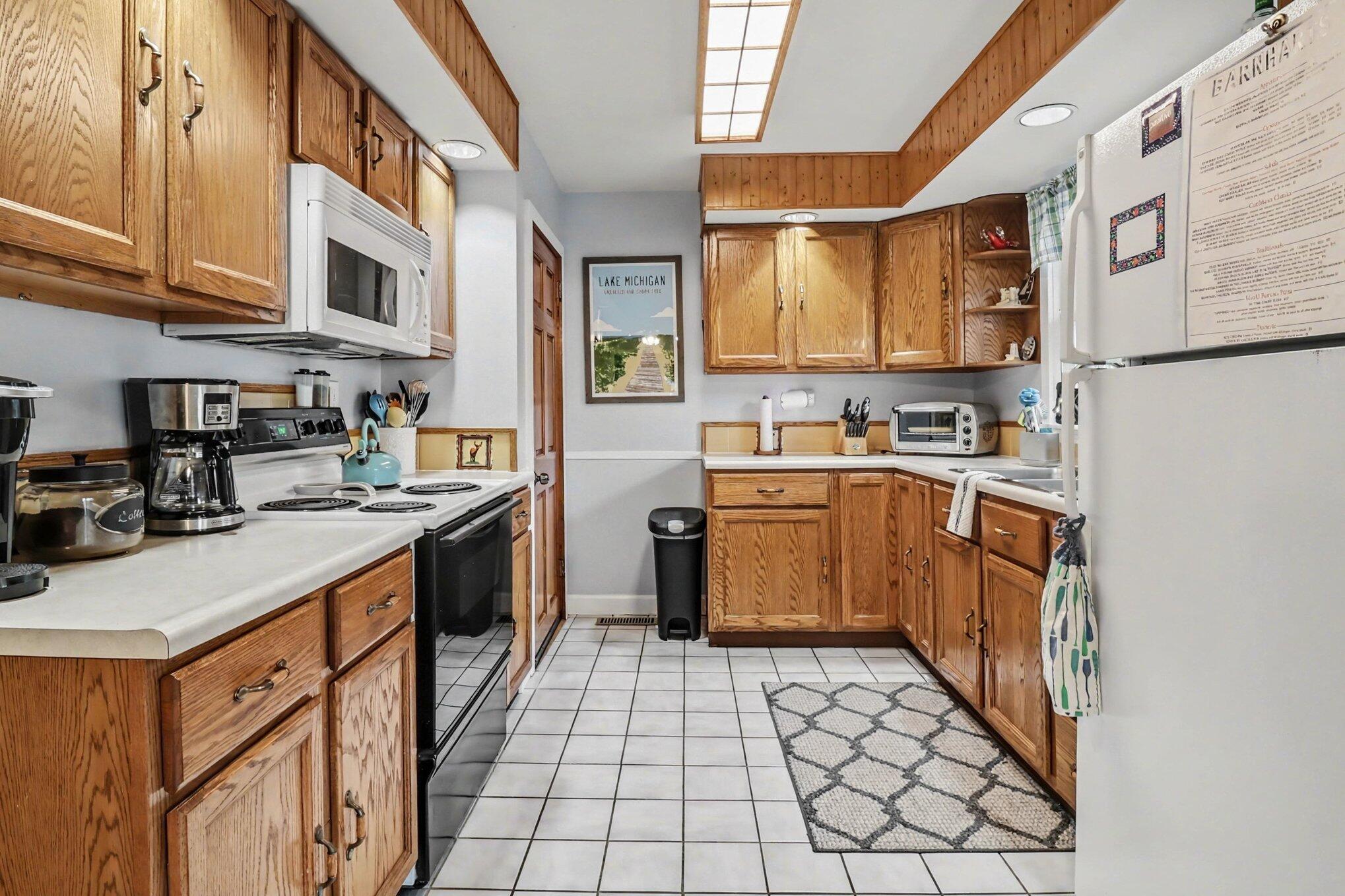 5989 Barnhart Road Ludington, MI 49431 - Photo 32 of 56 Kitchen