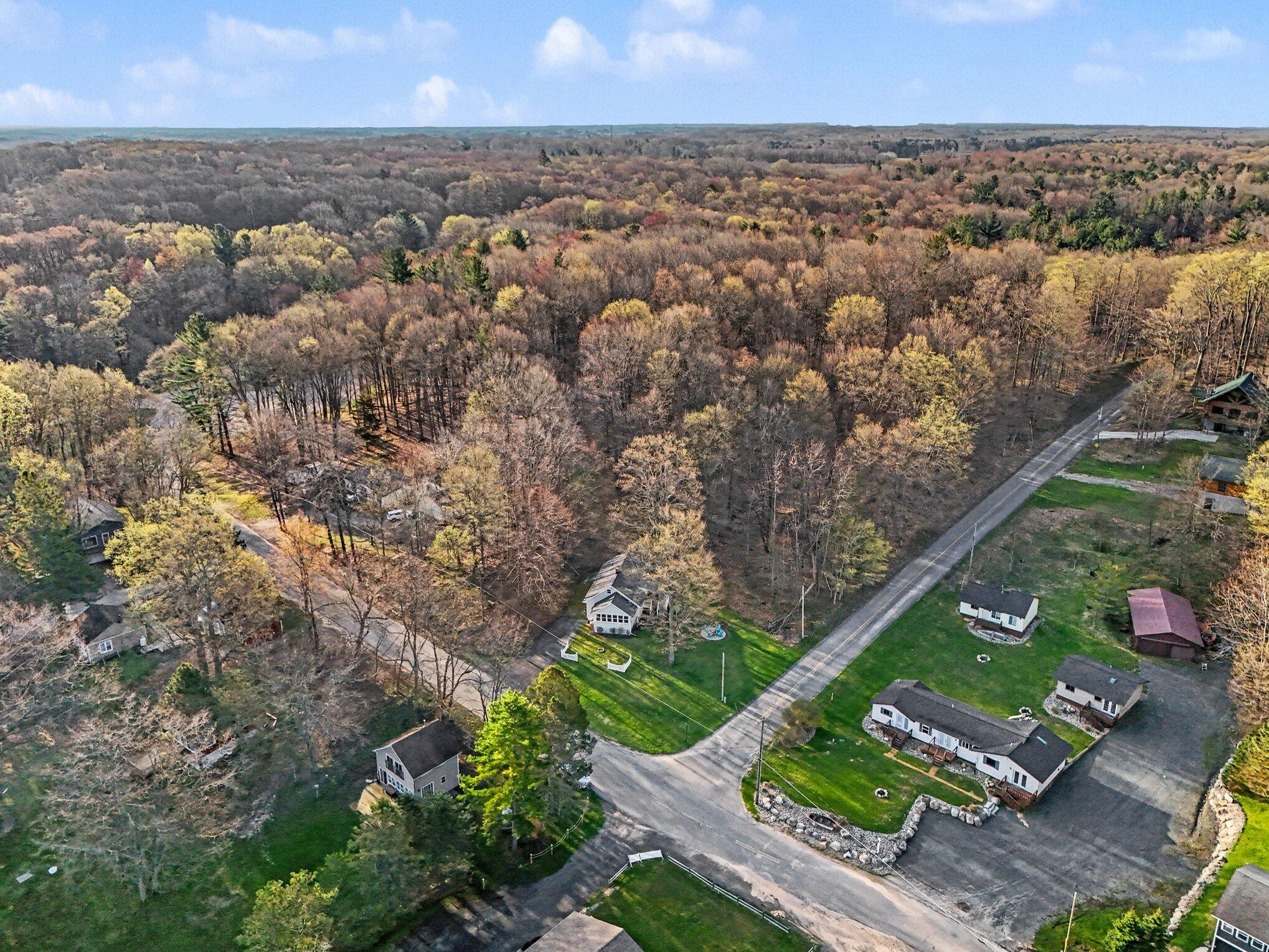 5989 Barnhart Road Ludington, MI 49431 - Photo 6 of 56 file_6821
