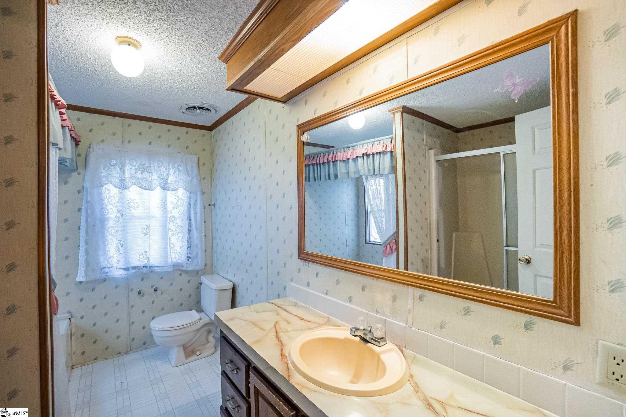 1083 Gilliam Road Greer, SC 29651 - Photo 7 of 26