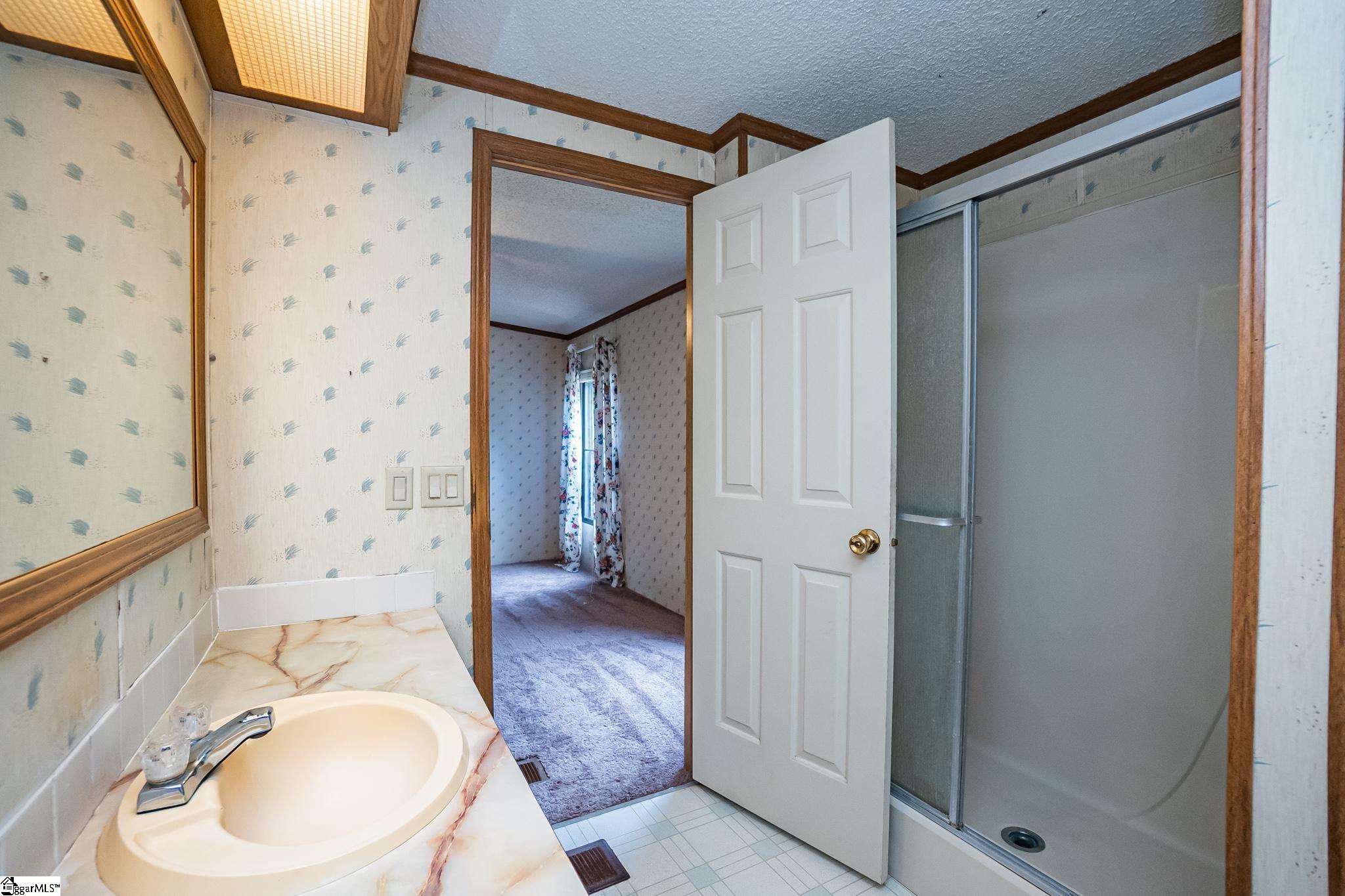 1083 Gilliam Road Greer, SC 29651 - Photo 9 of 26