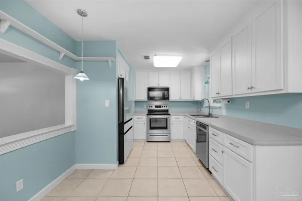 $1,675 | 5229 Compass Court, Pace, FL 32571