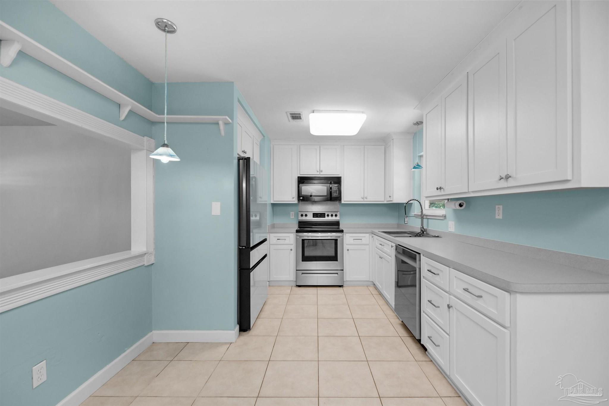 5229 Compass Court Pace, FL 32571 - Photo 3 of 34