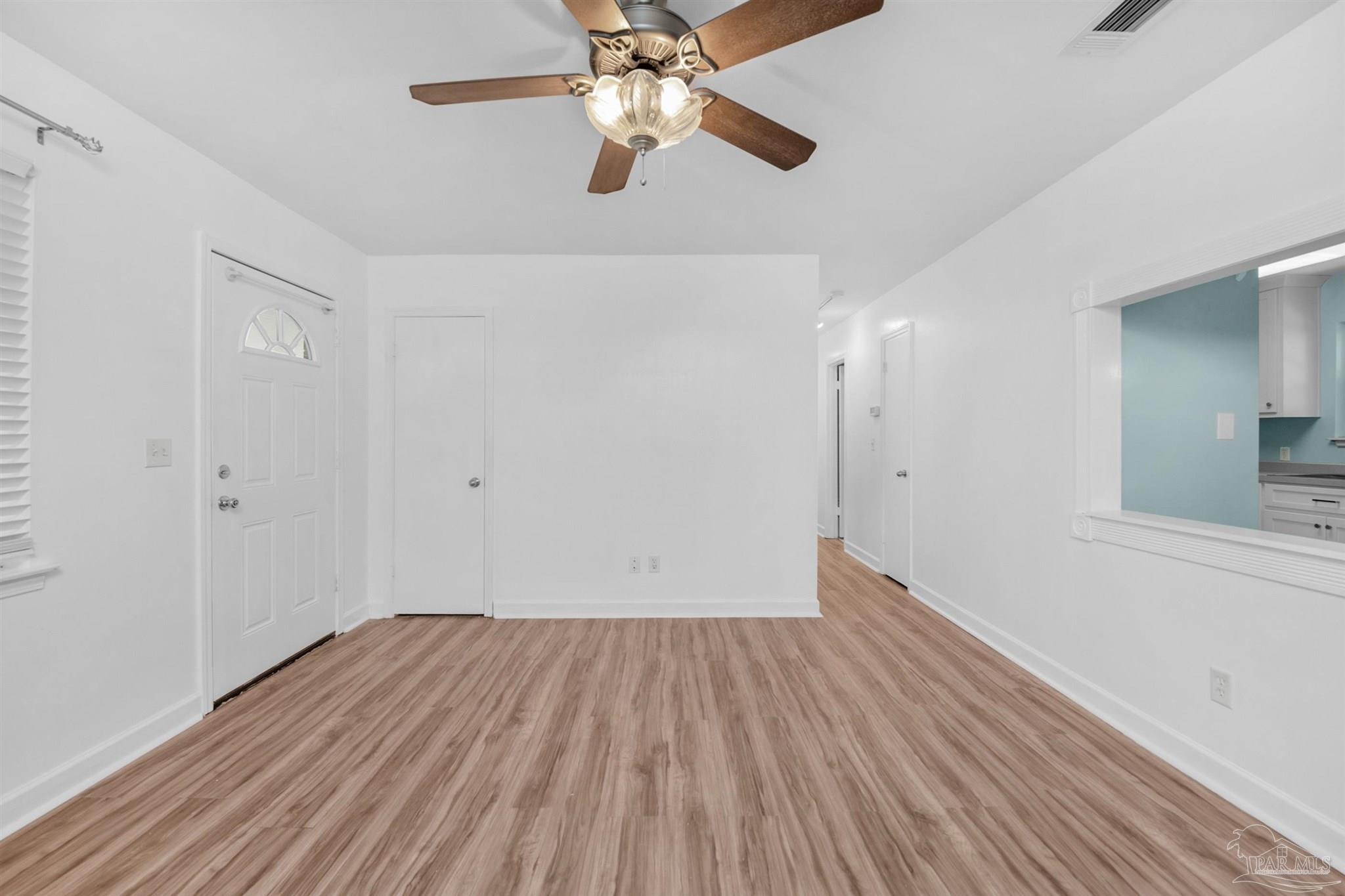 5229 Compass Court Pace, FL 32571 - Photo 8 of 34