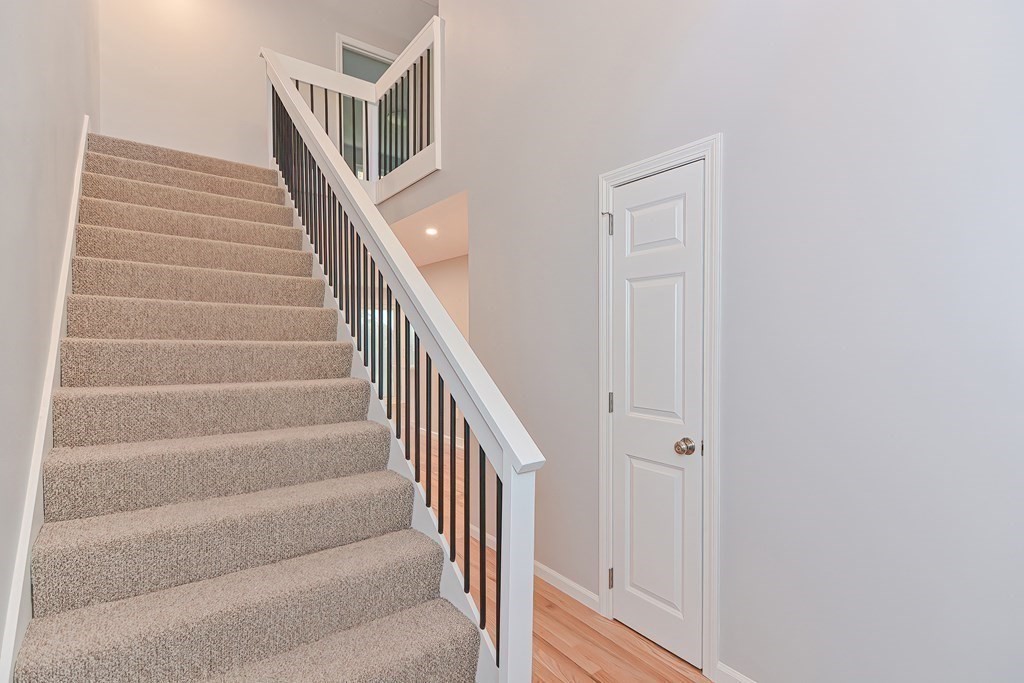 113 Mountain Gate Road, Unit 113 Ashland, MA 01721 - Photo 2 of 26