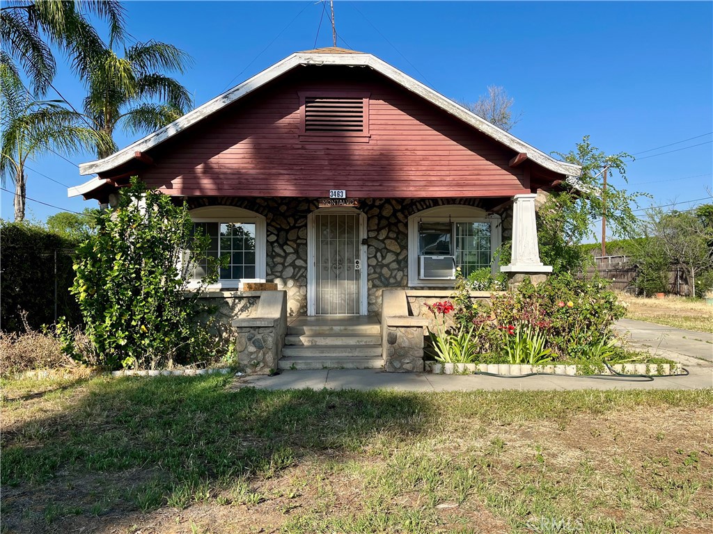 3463 Washington Street Riverside, CA 92504 - Photo 3 of 24 a front view of a house with garden