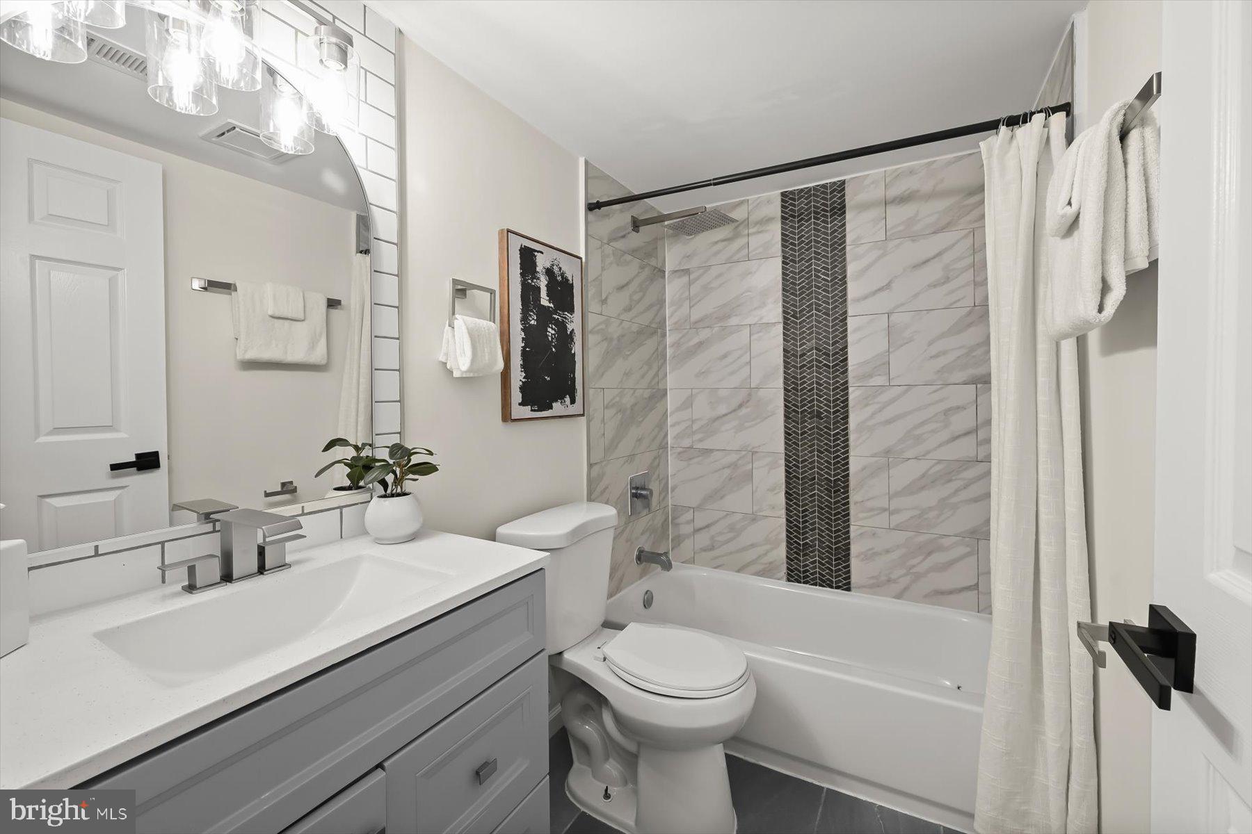 4 Wendover Road Glen Burnie, MD 21060 - Photo 16 of 20 Renovated en-suite full bath