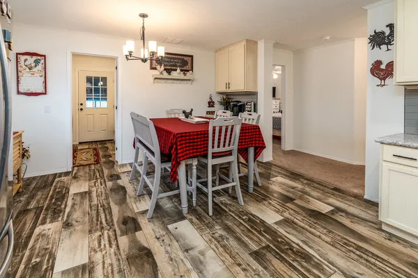 $305,000 | 13310 East Idlewood Road, Mount Vernon, IL 62864