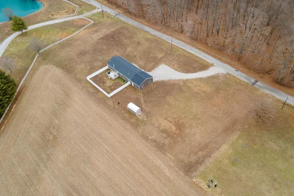 $305,000 | 13310 East Idlewood Road, Mount Vernon, IL 62864