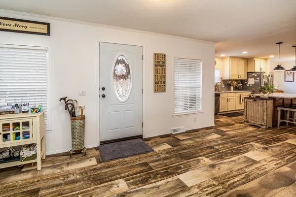 $305,000 | 13310 East Idlewood Road, Mount Vernon, IL 62864