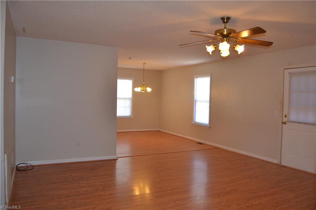 213 Albertson Road Thomasville, NC 27360 - Photo 7 of 27 Gallery Image 7