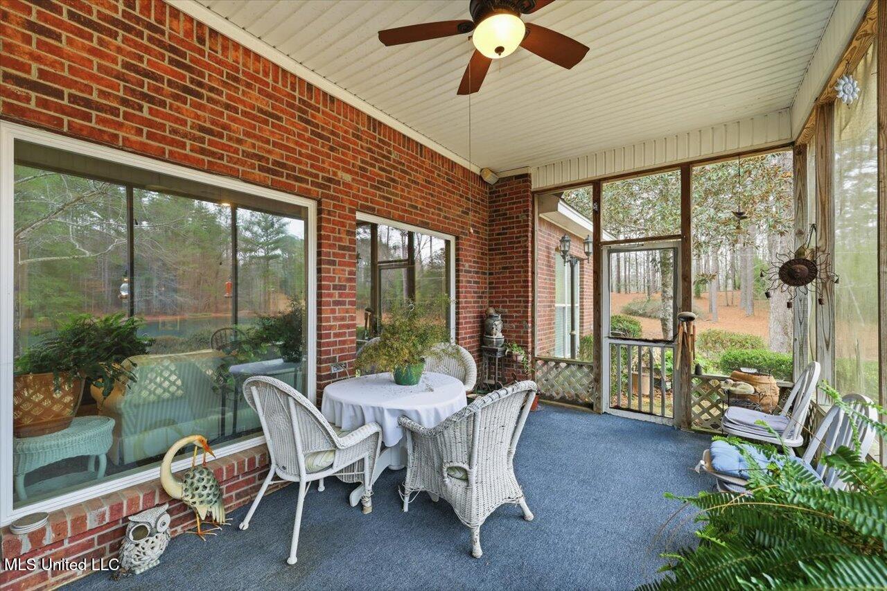 1407 Monterey Road Florence, MS 39073 - Photo 36 of 67 36-1407 Monterey Rd _ Home Tours MS