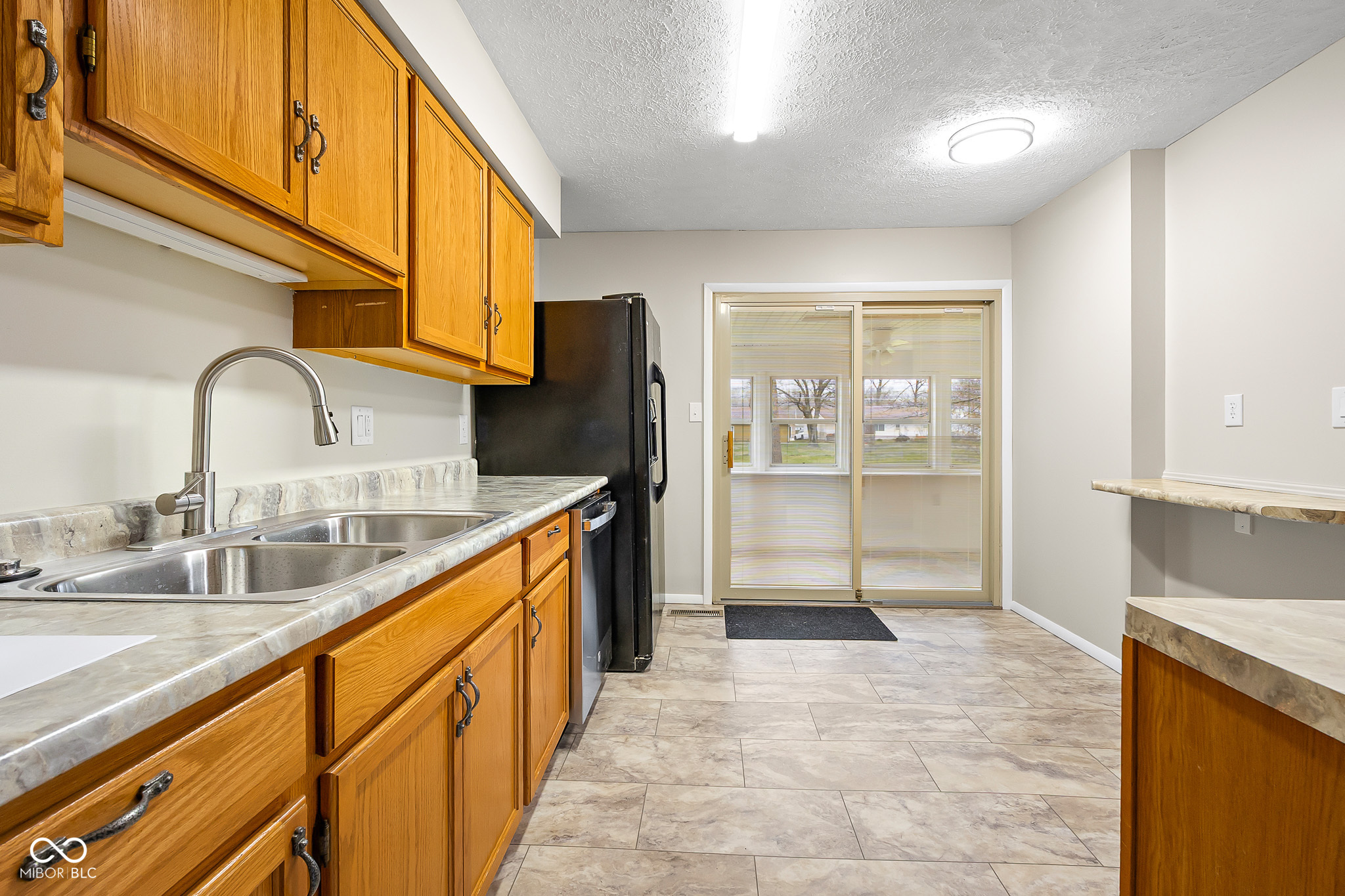 4845 Timbercrest Drive Columbus, IN 47203 - Photo 7 of 42