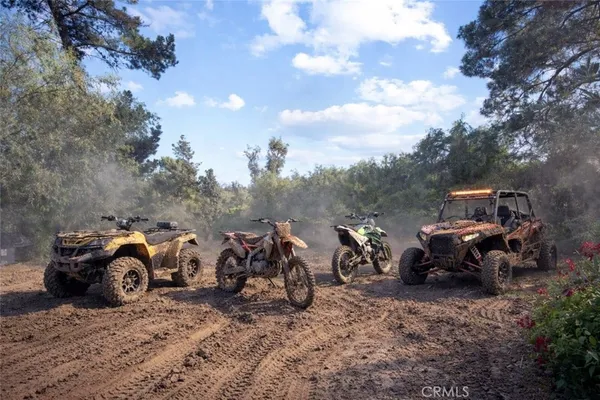 $2,750,000 | 15 La Crescenta Drive, Camarillo, CA 93010