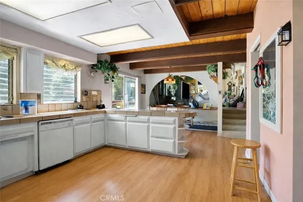 $2,750,000 | 15 La Crescenta Drive, Camarillo, CA 93010