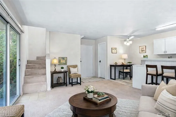 $2,750,000 | 15 La Crescenta Drive, Camarillo, CA 93010