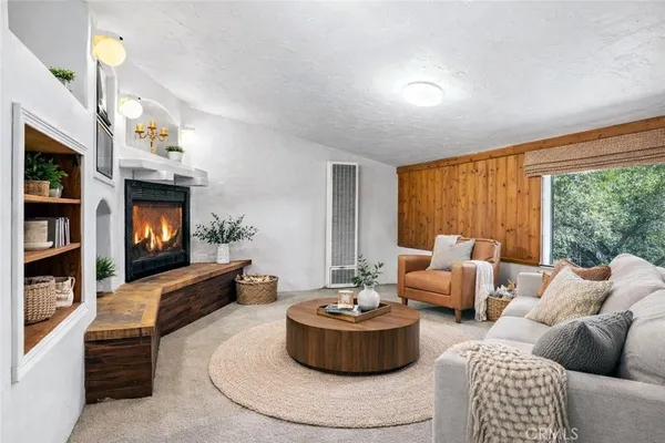 $2,750,000 | 15 La Crescenta Drive, Camarillo, CA 93010