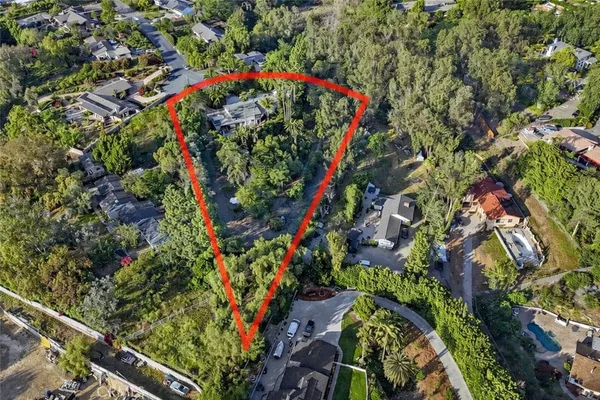 $2,750,000 | 15 La Crescenta Drive, Camarillo, CA 93010