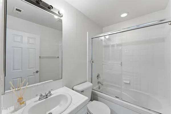 $1,125,000 | 3554 Dunkirk Drive, Oxnard, CA 93035