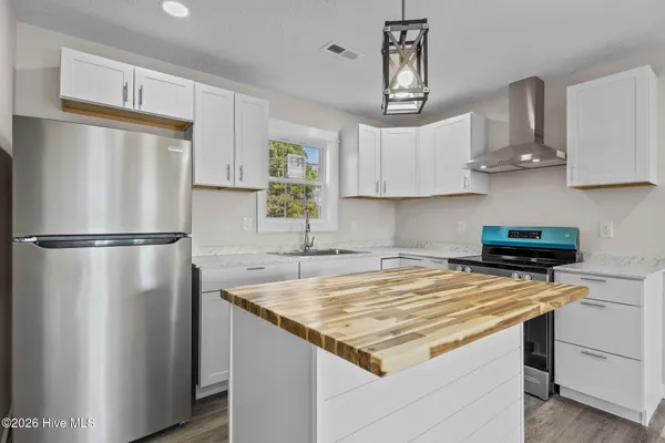 $195,000 | 1141 Faison Highway, Clinton, NC 28328