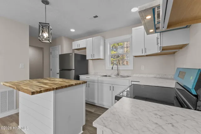 $220,000 | 1141 Faison Highway, Clinton, NC 28328