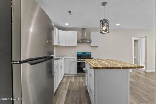 $195,000 | 1141 Faison Highway, Clinton, NC 28328