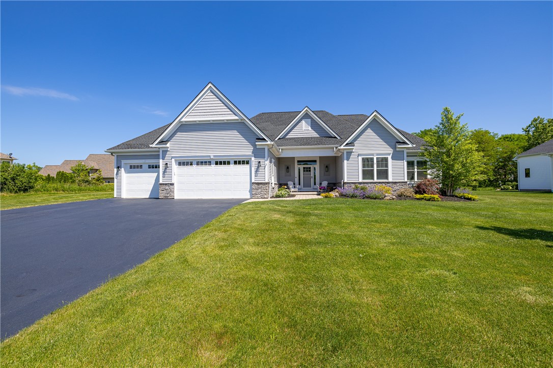 211 Mill Stream Run Webster, NY 14580 - Photo 4 of 50